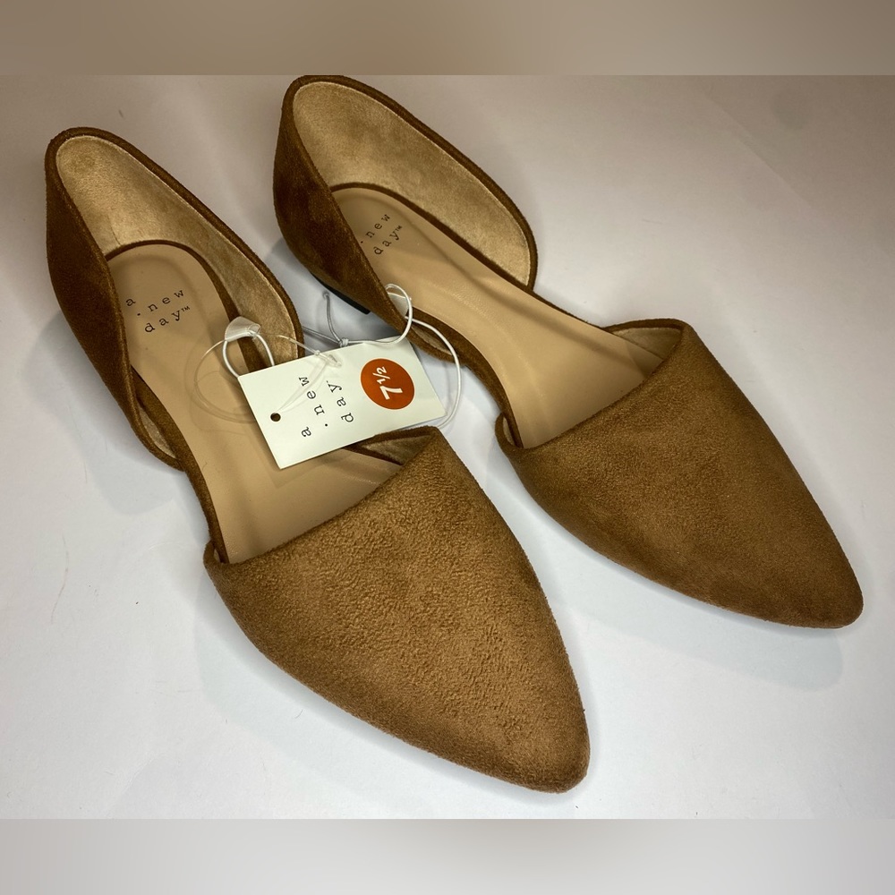 A New Day Women's Rebecca Size 7.5  Pointed Toe Flats Ballet Shoes Cognac NWT